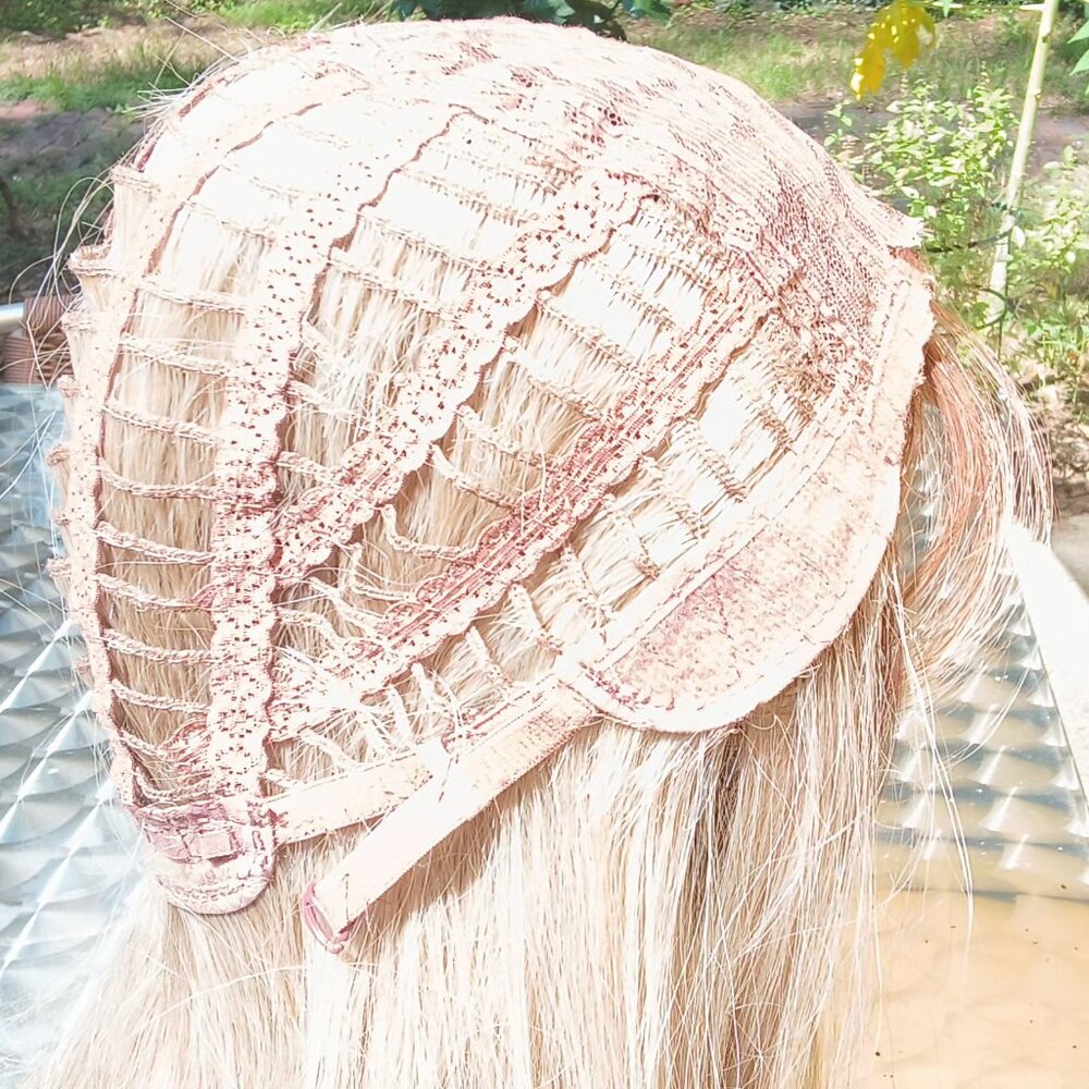Womens 💗 Blonde And Brown Synthetic Ombre 26" Long Wavy Breathable Cap Wig 💗 - Picture 8 of 16